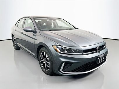 New 2025 Volkswagen Jetta SE