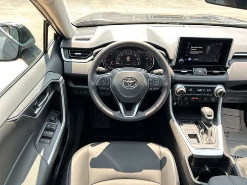 Used 2025 Toyota RAV4 XLE Premium w/ Weather Package AWD/4WD image 25