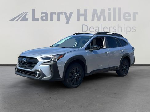 Used 2025 Subaru Outback Onyx Edition AWD/4WD image 1