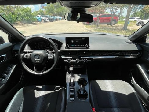 Used 2024 Honda Civic Sport image 11