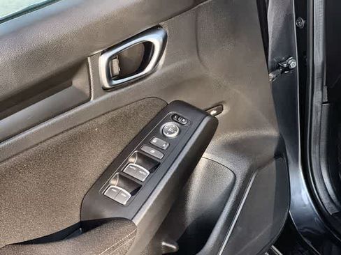 Used 2025 Honda Civic Sport image 30