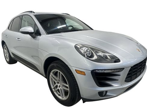 Used 2017 Porsche Macan image 3