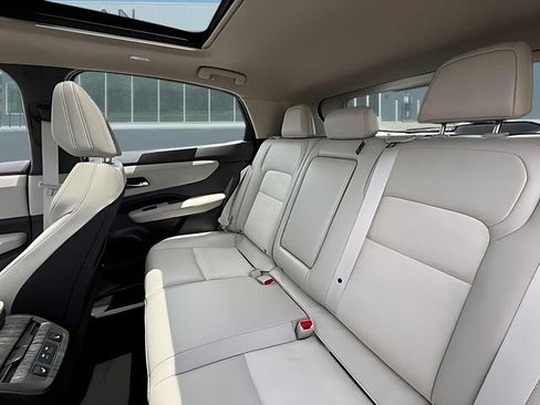 Certified 2024 Nissan Ariya FWD image 31