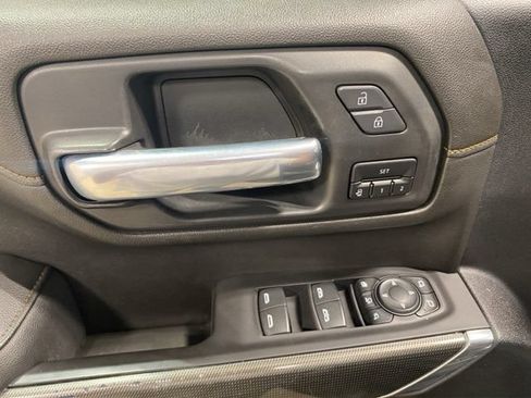 Used 2021 GMC Sierra 2500 AT4 w/ AT4 Premium Plus Package AWD/4WD image 13