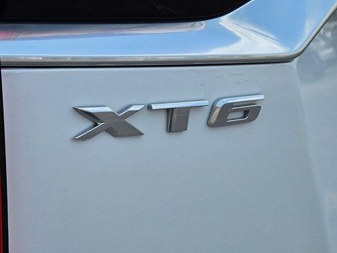 Used 2023 Cadillac XT6 Premium Luxury w/ Platinum Package AWD/4WD image 16