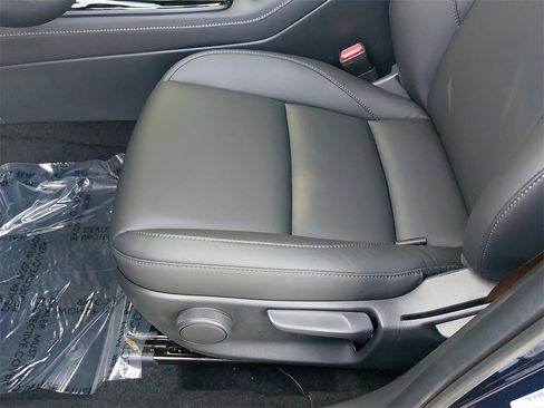 New 2025 MAZDA CX-30 AWD 2.5 S w/ Select Sport Pkg image 29