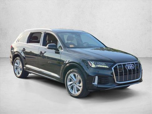 Used 2023 Audi Q7 3.0T Premium Plus w/ Premium Plus Package AWD/4WD image 3