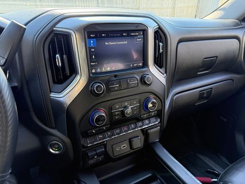 Used 2019 Chevrolet Silverado 1500 LT Trail Boss image 18