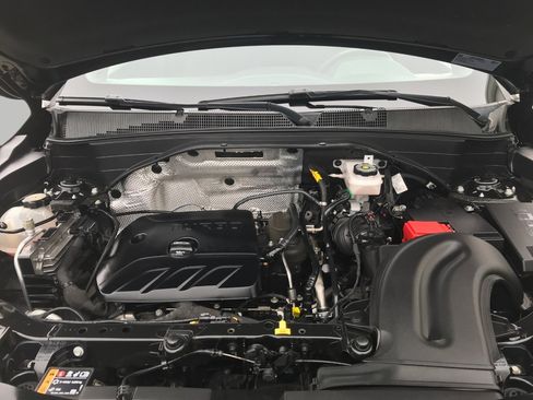 Used 2023 Chevrolet TrailBlazer RS w/ Sun and Liftgate Package image 8