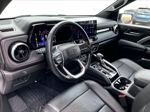 Used 2023 Chevrolet Colorado Z71 w/ Z71 Convenience Package 2 image 8