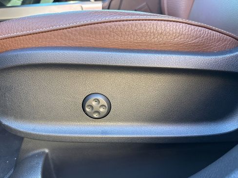 Used 2023 Mercedes-Benz GLB 35 AMG 4MATIC image 26