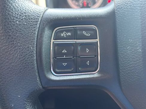 Used 2020 RAM 1500 Classic SLT RWD image 18