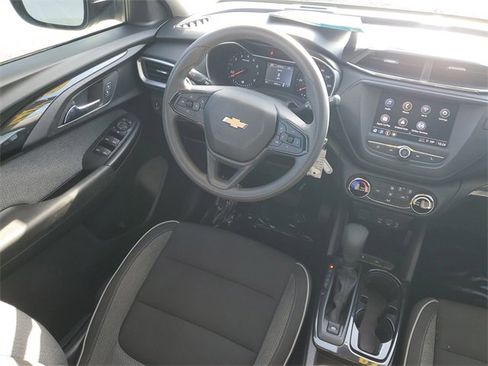 Used 2021 Chevrolet TrailBlazer LS image 13