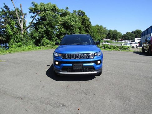 Used 2025 Jeep Compass Limited AWD/4WD image 43