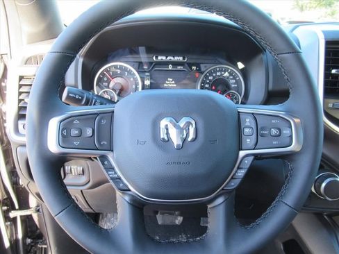 New 2026 RAM 1500 Big Horn AWD/4WD image 21