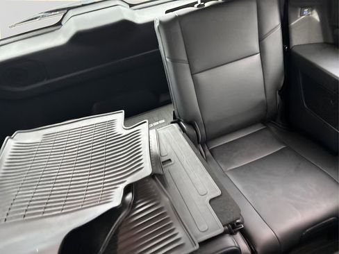 Used 2023 Toyota Sequoia Limited image 37