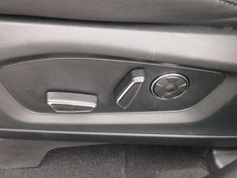 Used 2020 Ford Explorer ST w/ ST Street Pack AWD/4WD image 17