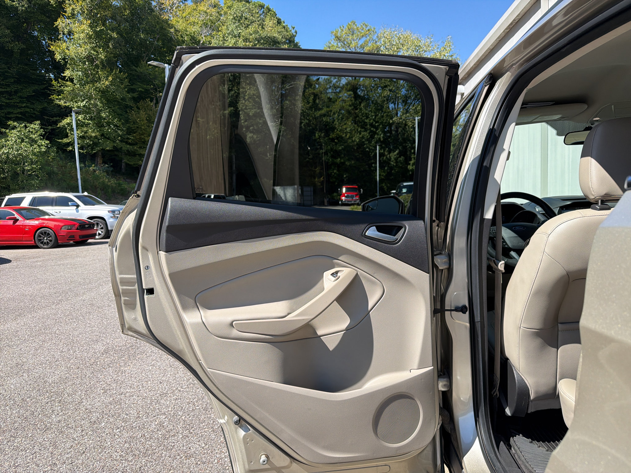 Used 2018 Ford Escape SEL FWD image 11