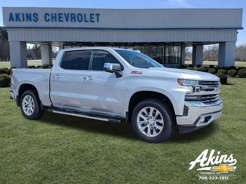 Used 2022 Chevrolet Silverado 1500 LTZ AWD/4WD image 1