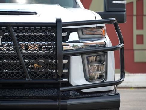 Used 2020 Chevrolet Silverado 3500 LTZ w/ LTZ Convenience Package AWD/4WD image 7