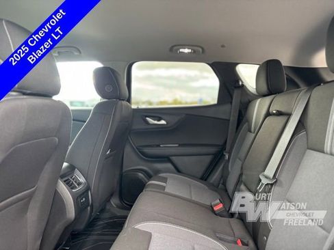 New 2025 Chevrolet Blazer LT w/ Convenience Package image 24