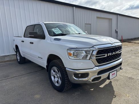 Used 2023 RAM 1500 Big Horn image 3