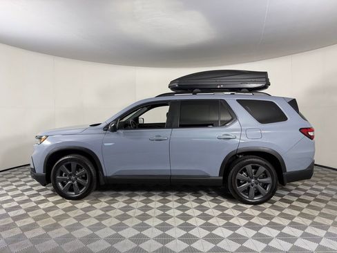 Used 2023 Honda Pilot Sport image 8