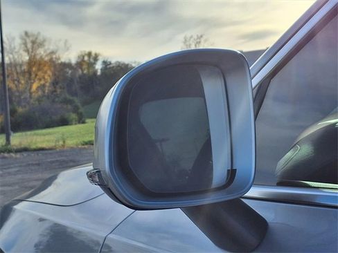 Used 2019 Volvo XC90 T5 R-Design w/ Advanced Package image 36