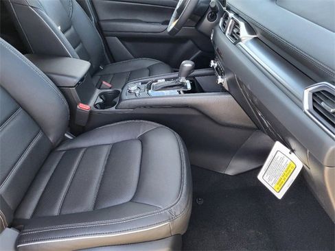 New 2025 MAZDA CX-5 AWD 2.5 S w/ Preferred Package image 15