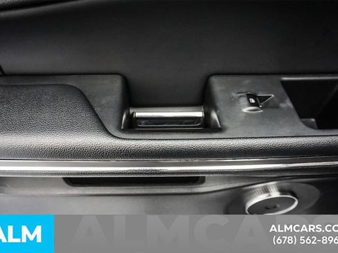 Used 2024 Ford Expedition XLT RWD image 54