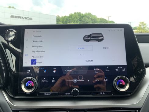 Certified 2025 Lexus TX 350 AWD w/ Technology Package image 24