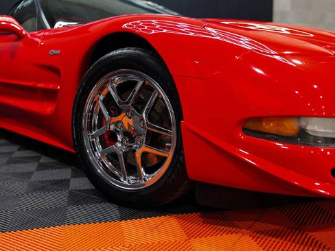 Used 2002 Chevrolet Corvette Z06 RWD image 5