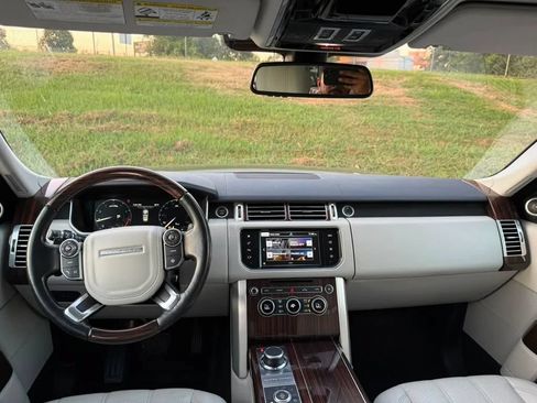 Used 2016 Land Rover Range Rover HSE AWD/4WD image 12