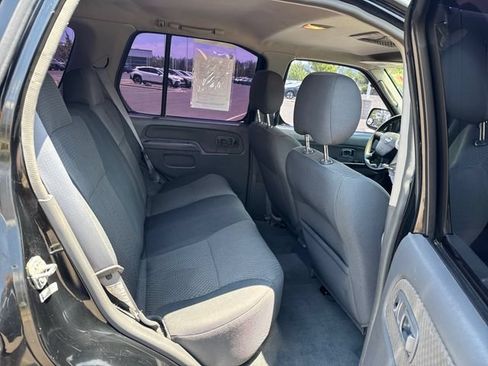 Used 2004 Nissan Xterra XE AWD/4WD image 17