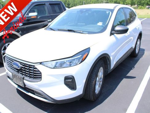Used 2025 Ford Escape Active FWD image 1