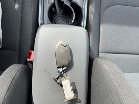 Used 2025 Kia K4 FWD image 42