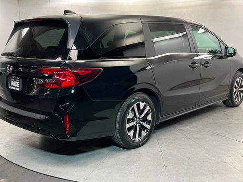 Used 2025 Honda Odyssey EX-L image 5