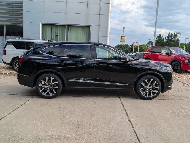 Used 2023 Acura MDX w/ Technology Package AWD/4WD image 2