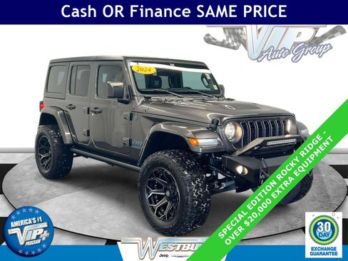 Used 2024 Jeep Wrangler Unlimited w/ Convenience Group AWD/4WD image 1