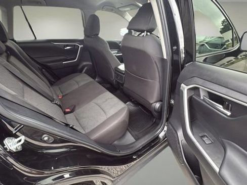 Used 2023 Toyota RAV4 XLE FWD image 10
