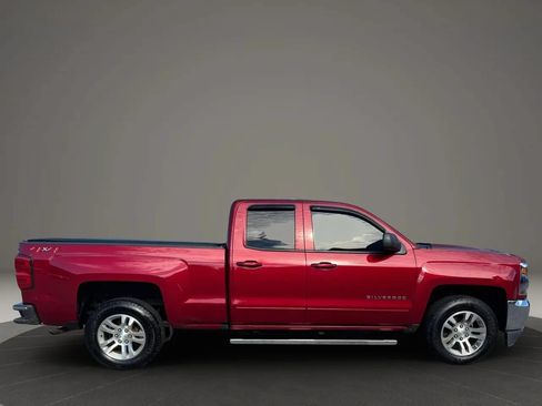 Used 2018 Chevrolet Silverado 1500 LT w/ All Star Edition AWD/4WD image 7