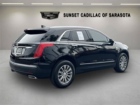 Used 2018 Cadillac XT5 Luxury w/ Driver Awareness Package FWD image 4