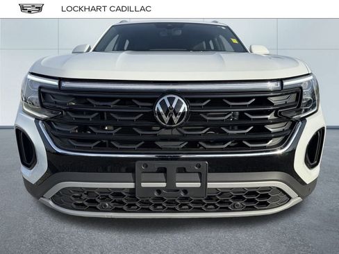 Used 2024 Volkswagen Atlas Cross Sport SE image 7
