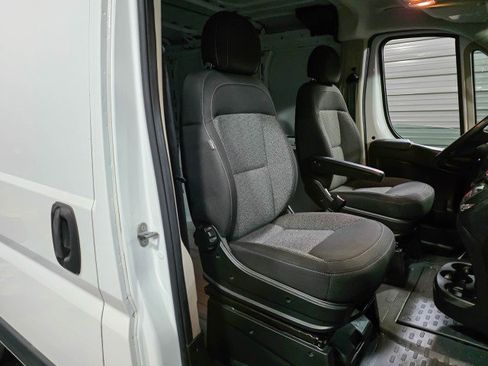 Used 2018 RAM ProMaster 1500 w/ Interior Convenience Group image 15