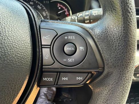 Certified 2023 Toyota RAV4 XLE AWD/4WD image 34