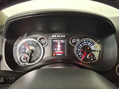 Used 2019 RAM 1500 Big Horn RWD image 21