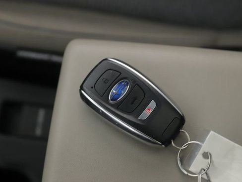 Used 2025 Subaru Forester Premium image 20
