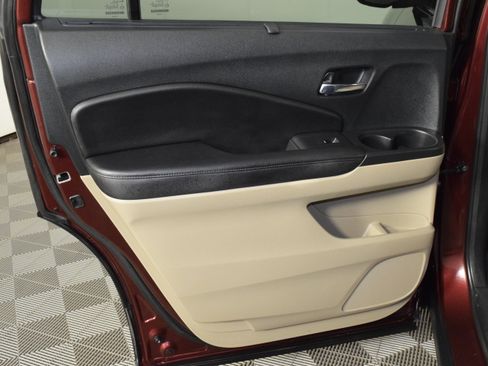 Used 2022 Honda Pilot Special Edition image 24