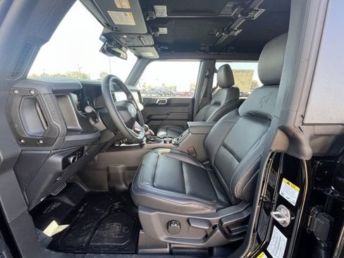 New 2025 Ford Bronco Big Bend w/ Black Diamond Package image 11