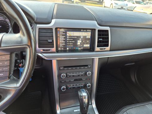 Used 2012 Lincoln MKZ FWD image 26